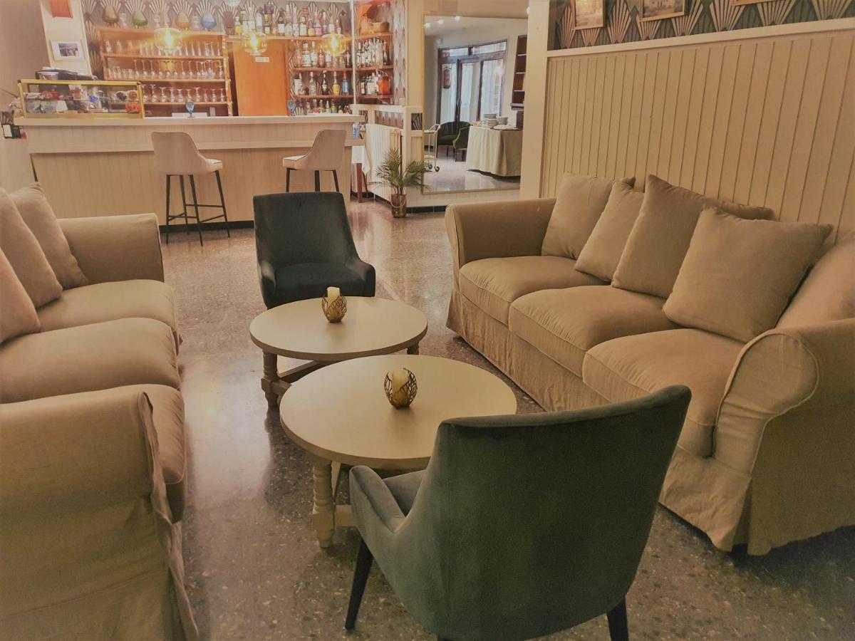 Hotel Riomar Sant Martí d’Empuries Εξωτερικό φωτογραφία